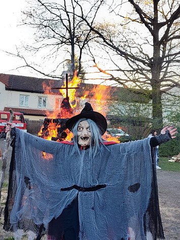 Pálení čarodějnic